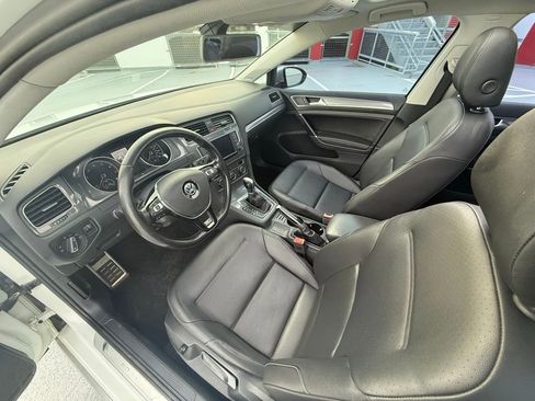 Used 2017 Volkswagen Golf Alltrack SE image 17