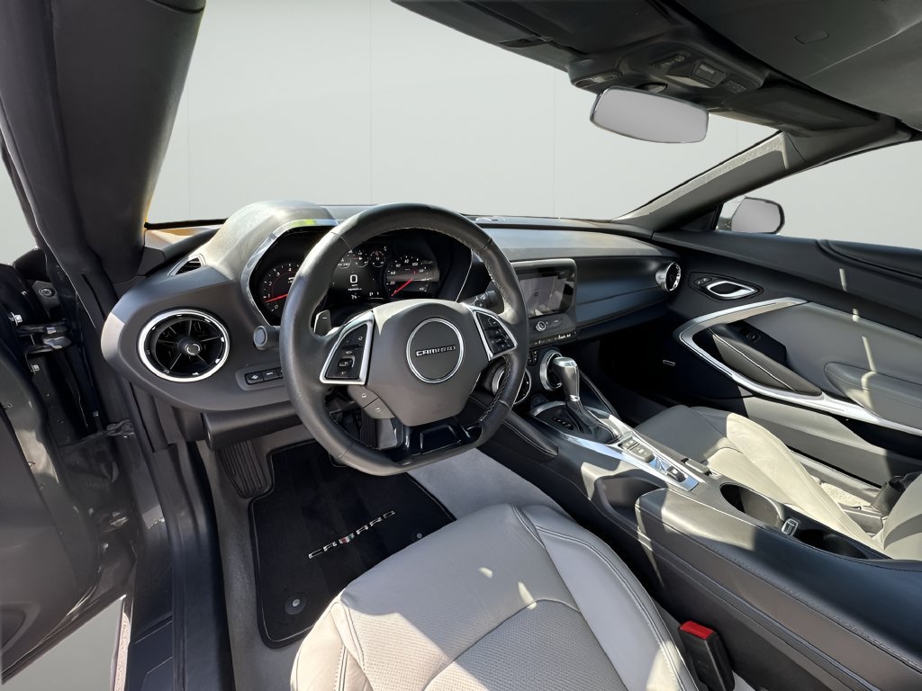 Used 2018 Chevrolet Camaro LT RWD image 22