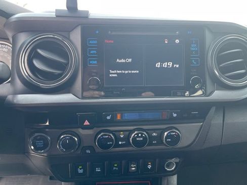 Used 2017 Toyota Tacoma TRD Pro AWD/4WD image 22