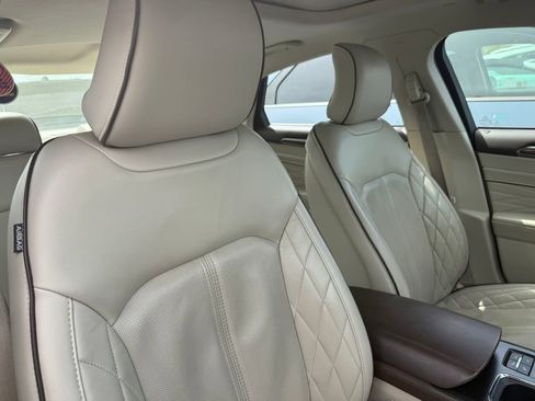 Used 2017 Ford Fusion Energi Platinum image 22