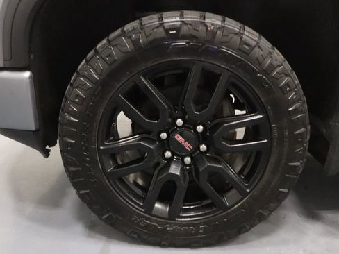 Used 2020 GMC Sierra 1500 Elevation w/ Elevation Value Package AWD/4WD image 23