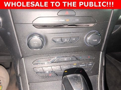 Used 2015 Ford Edge SEL w/ Equipment Group 201A image 19