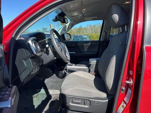 Used 2023 Toyota Tacoma SR5 image 14