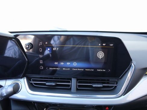 New 2026 Chevrolet Trax LT w/ Driver Confidence Package image 18