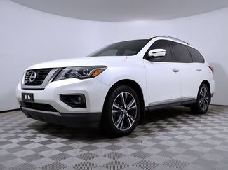 Used 2018 Nissan Pathfinder Platinum FWD video 3