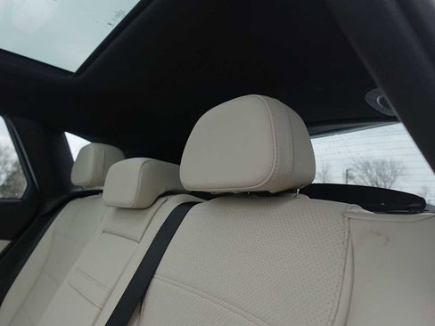 Used 2026 Mercedes-Benz GLC 300 4MATIC image 49