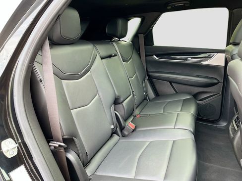 Certified 2024 Cadillac XT5 Premium Luxury AWD/4WD image 31