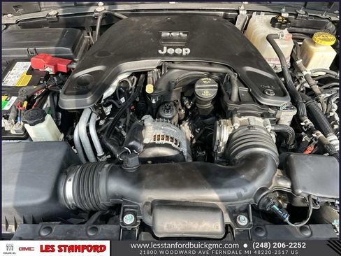 Used 2021 Jeep Gladiator Sport AWD/4WD image 12