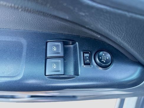 Used 2021 Chevrolet Colorado LT w/ Fleet Safety Package image 38