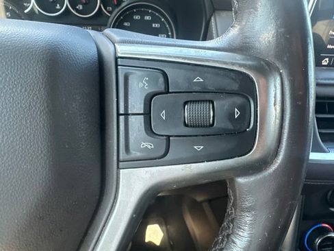 Used 2021 Chevrolet Suburban Z71 w/ Z71 Signature Package AWD/4WD image 20