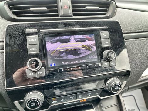 Used 2018 Honda CR-V LX image 24
