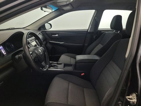 Used 2016 Toyota Camry LE FWD image 17