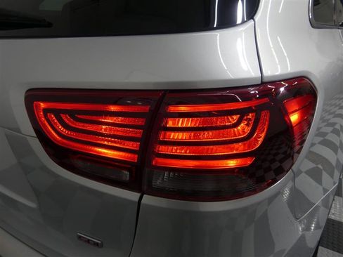 Used 2020 Kia Sorento LX w/ LX I4 Convenience Package image 16