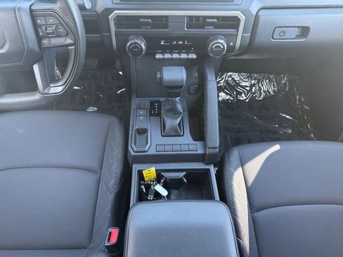 Used 2025 Toyota Tacoma SR image 5