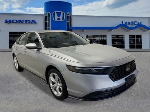 New 2025 Honda Accord LX image 8