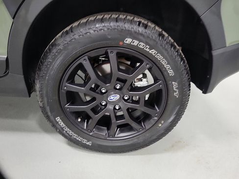 Used 2024 Subaru Crosstrek 2.5i Wilderness w/ Crosstrek Mirror Package image 8