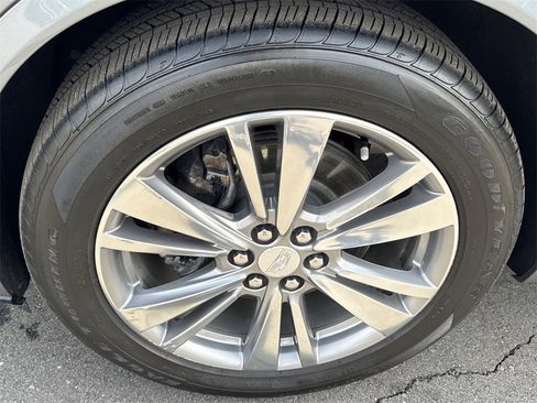 Used 2021 Cadillac XT6 Premium Luxury w/ Platinum Package image 15