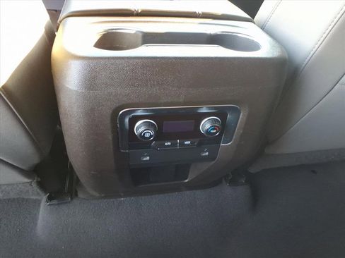 Used 2022 Chevrolet Tahoe LT image 8