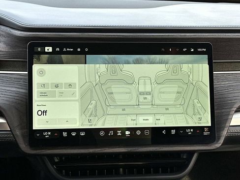 Used 2023 Rivian R1S Launch Edition image 14