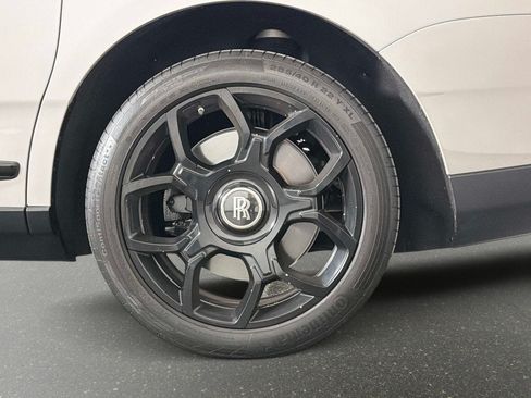 Used 2024 Rolls-Royce Cullinan Black Badge AWD/4WD image 20
