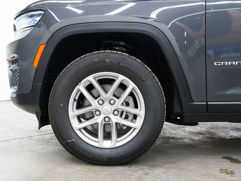 New 2025 Jeep Grand Cherokee Laredo X w/ Luxury Tech Group I image 7
