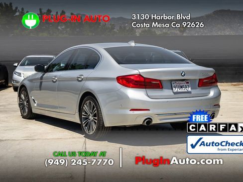 Used 2017 BMW 530i RWD image 2