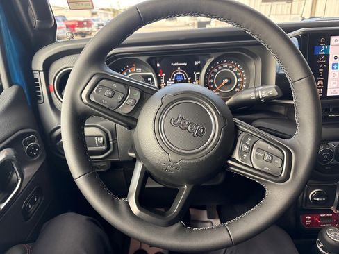 New 2026 Jeep Gladiator Rubicon image 14