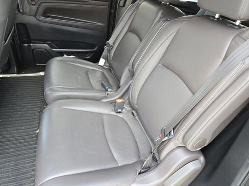 Used 2019 Honda Odyssey Elite image 12