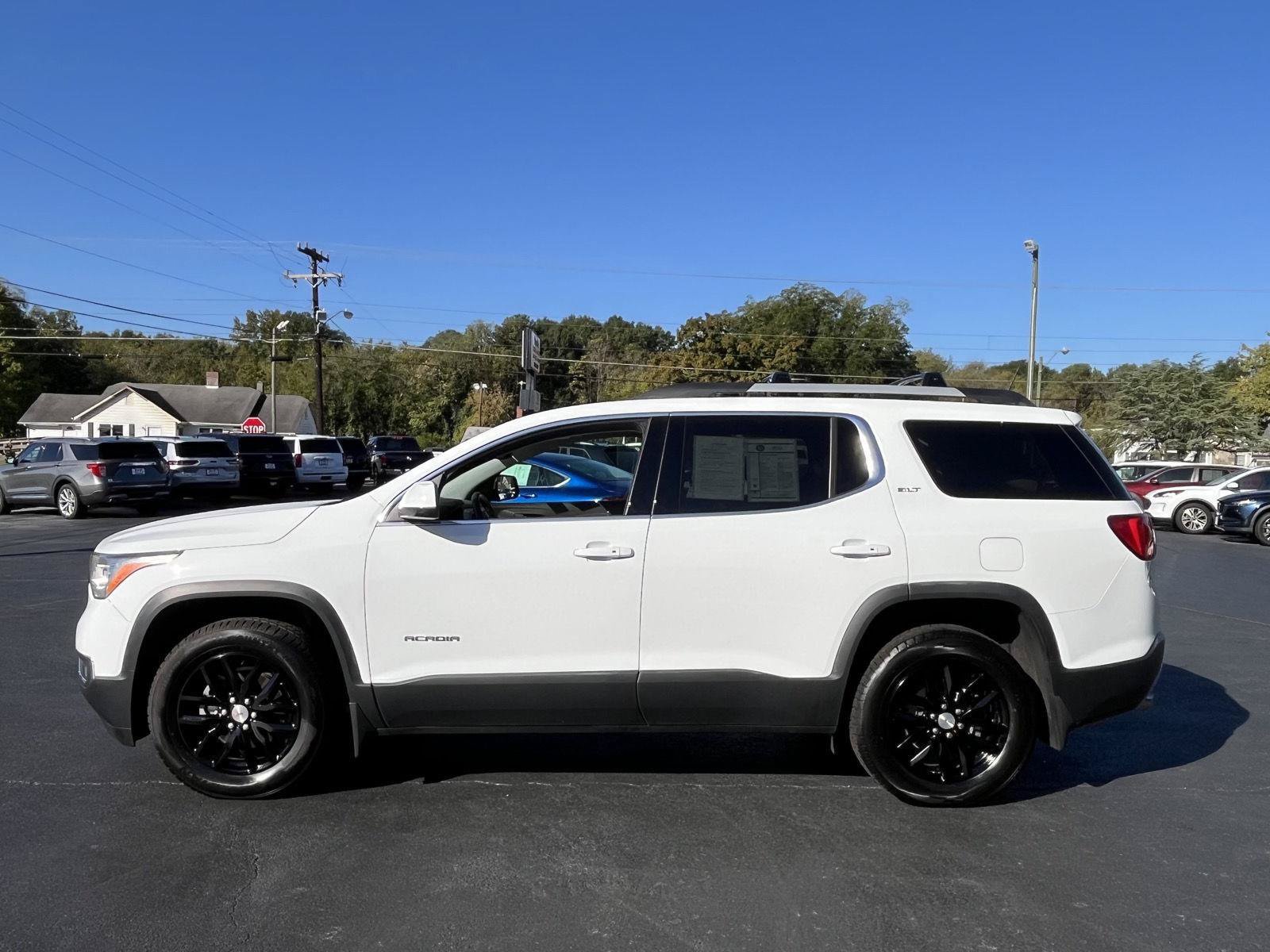 Used 2019 GMC Acadia SLT w/ LPO, Floor Liner Package FWD image 26