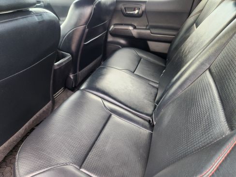 Used 2021 Toyota Tacoma TRD Pro AWD/4WD image 19