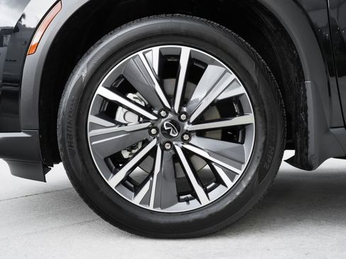 Certified 2026 INFINITI QX60 Luxe w/ Cargo Package FWD image 29