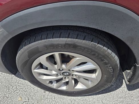 Used 2018 Hyundai Tucson SE image 5