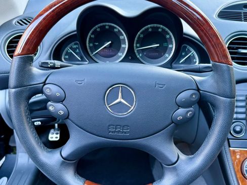 Used 2005 Mercedes-Benz SL 500 image 31