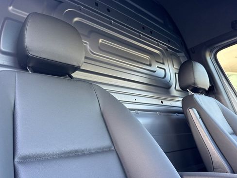New 2025 Mercedes-Benz Sprinter 2500 image 27
