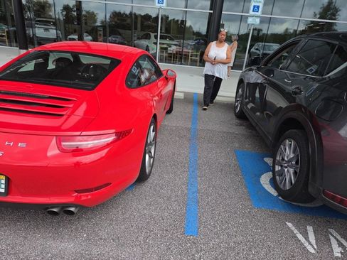 Used 2015 Porsche 911 Carrera S RWD image 8
