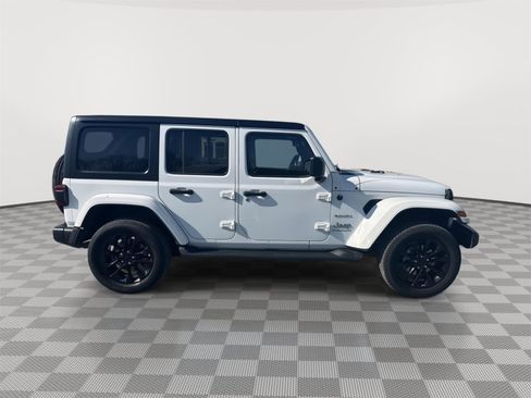 Used 2023 Jeep Wrangler Sahara w/ Cold Weather Group image 6
