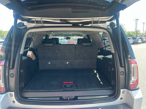 Used 2019 GMC Yukon XL Denali RWD image 13