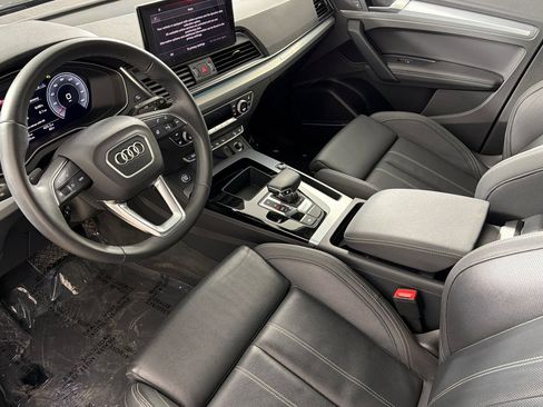 Used 2023 Audi Q5 2.0T Prestige w/ Prestige Package AWD/4WD image 9