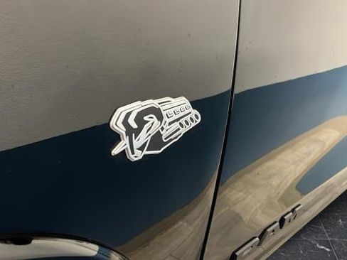 New 2026 RAM 1500 4x4 Crew Cab image 42