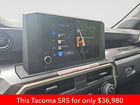 Used 2024 Toyota Tacoma SR5 AWD/4WD image 27