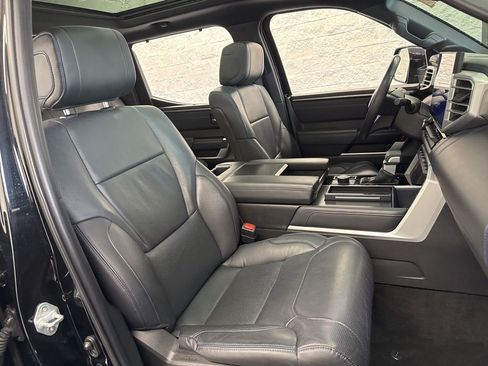Used 2024 Toyota Tundra Platinum AWD/4WD image 54
