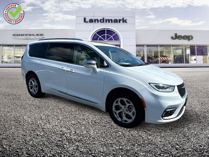 Used 2021 Chrysler Pacifica Limited w/ Premium & Safety Sphere Group