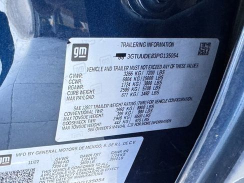 Certified 2023 GMC Sierra 1500 SLT w/ SLT Premium Package image 9