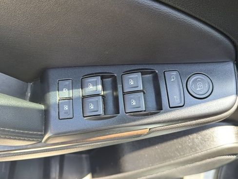 Used 2019 Chevrolet Tahoe LS AWD/4WD image 19