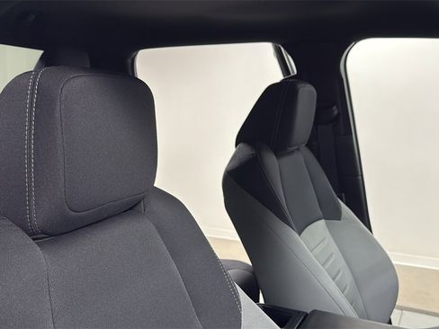 New 2025 Toyota Tacoma TRD Sport image 19