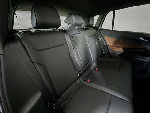 Used 2021 Volkswagen ID.4 Pro S w/ Gradient Package image 25