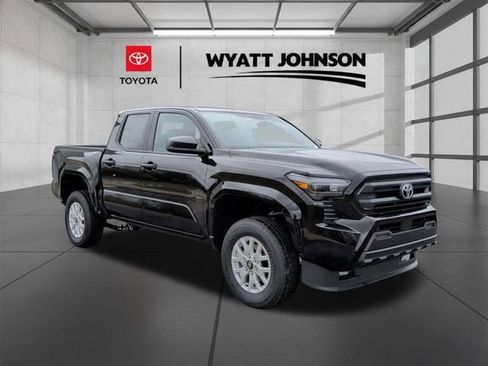 New 2026 Toyota Tacoma SR image 7