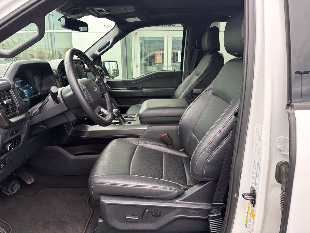 Used 2025 Ford F150 Lariat AWD/4WD image 9