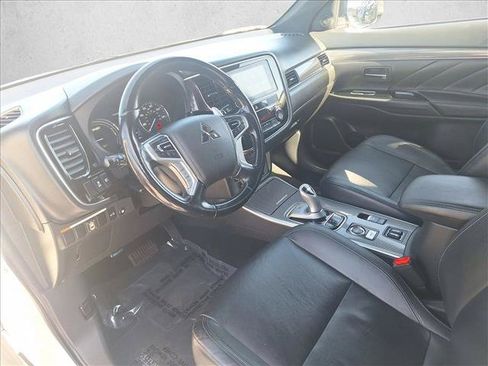 Used 2019 Mitsubishi Outlander SEL AWD/4WD image 8