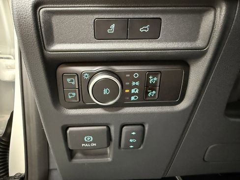 Used 2024 Ford Expedition Max Platinum image 14